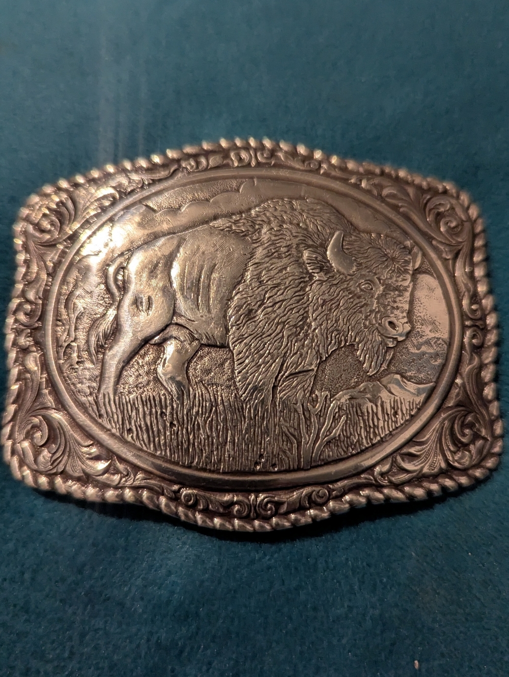 Silver-Tone Buffalo Western Belt Buckle - Men - Picture 2 of 4